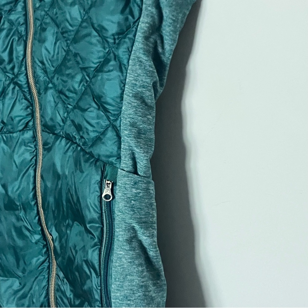 Lululemon Down For A Run Vest 4 - Picture 5 of 10
